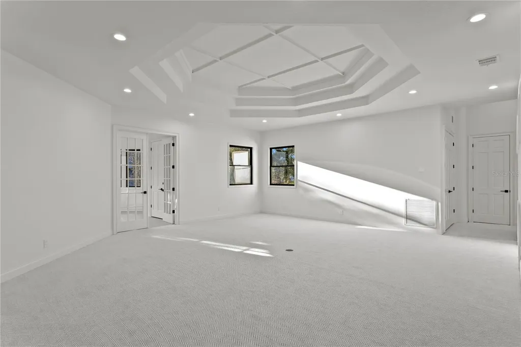 6324 W Maclaurin Drive Tampa FL 33647