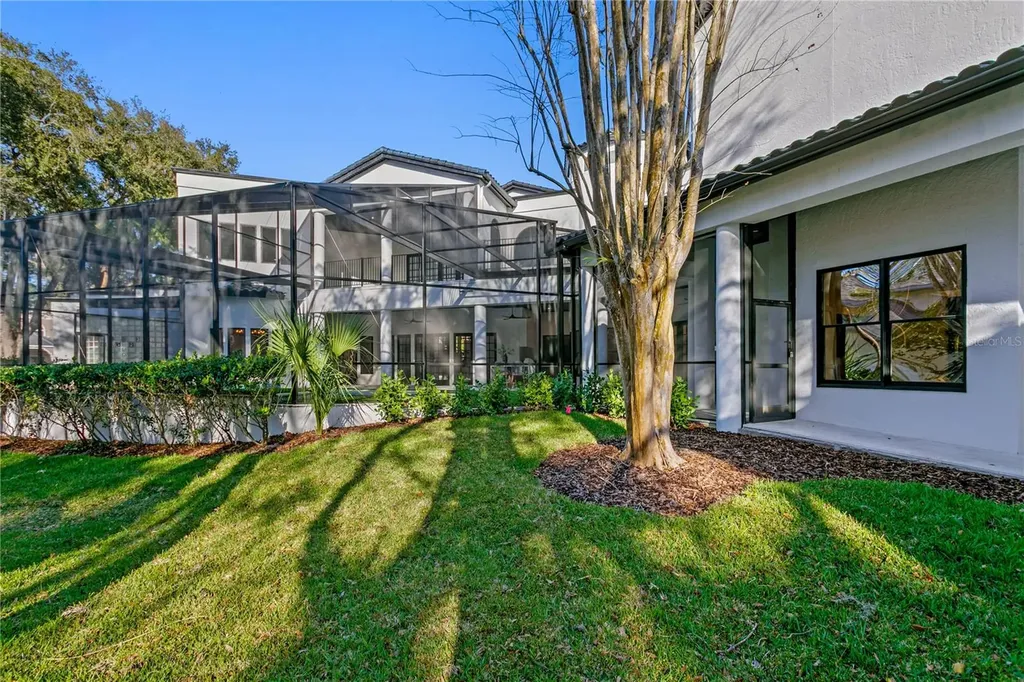 6324 W Maclaurin Drive Tampa FL 33647