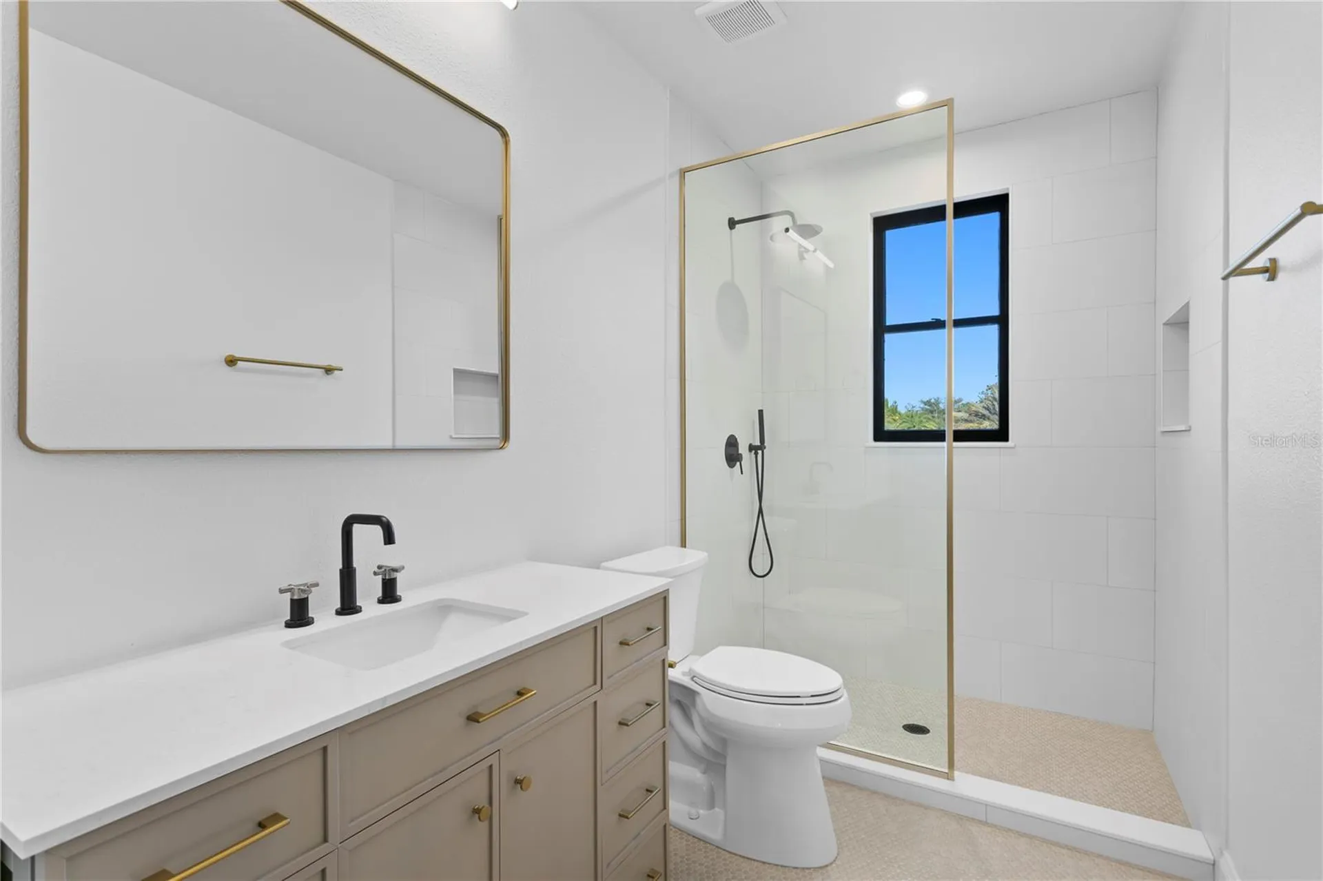 6324 W Maclaurin Drive Tampa FL 33647