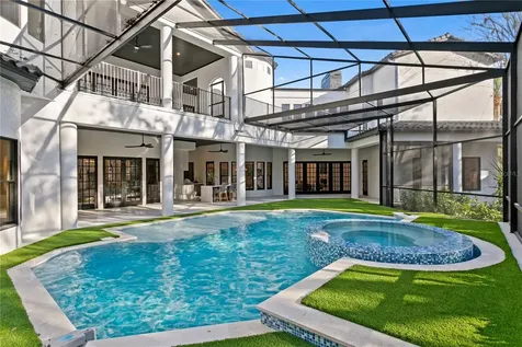 6324 W Maclaurin Drive Tampa FL 33647