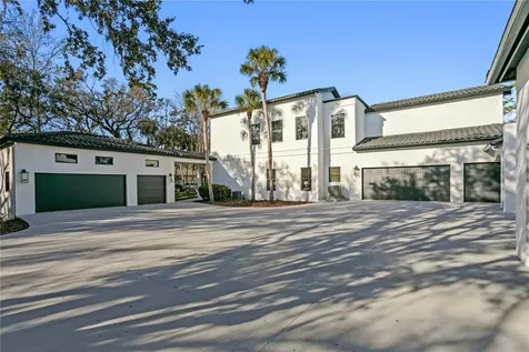 6324 W Maclaurin Drive Tampa FL 33647
