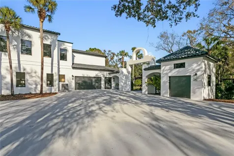 6324 W Maclaurin Drive Tampa FL 33647