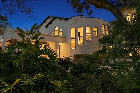 6324 W Maclaurin Drive Tampa FL 33647