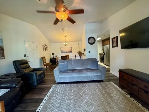 4032 Crockers Lake Boulevard Sarasota FL 34238