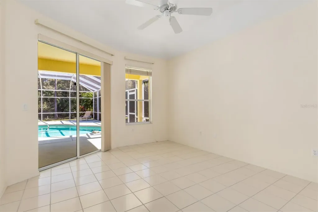 8468 Woodbriar Drive Sarasota FL 34238