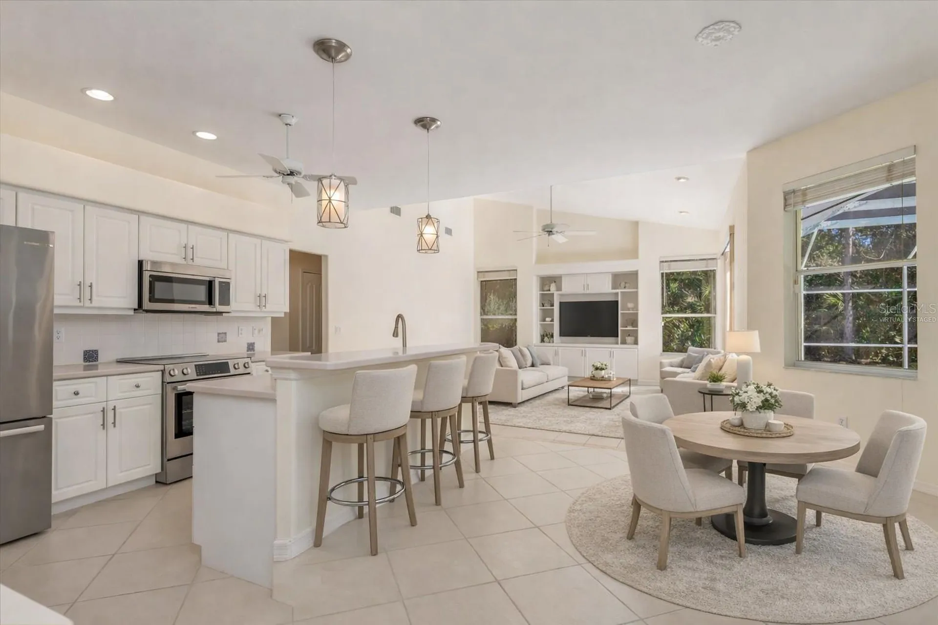 8468 Woodbriar Drive Sarasota FL 34238