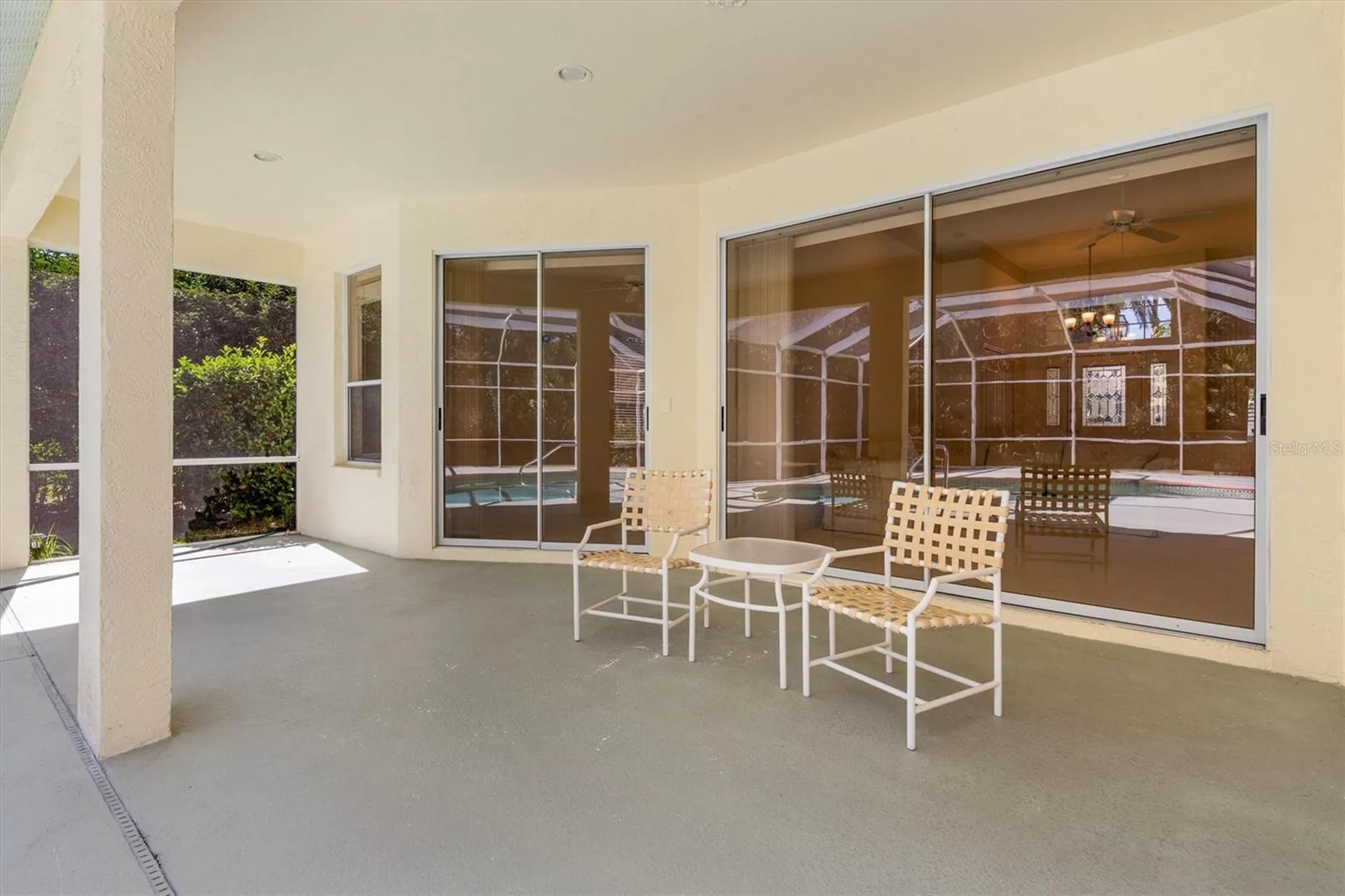 8468 Woodbriar Drive Sarasota FL 34238