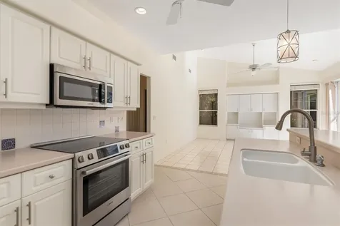 8468 Woodbriar Drive Sarasota FL 34238