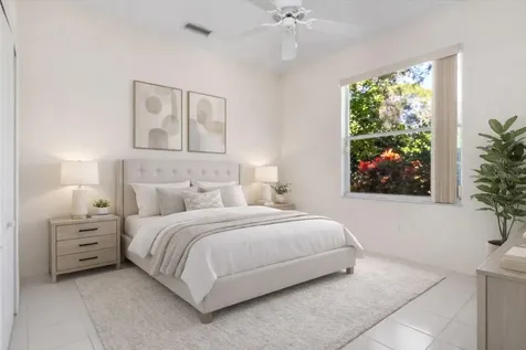 8468 Woodbriar Drive Sarasota FL 34238