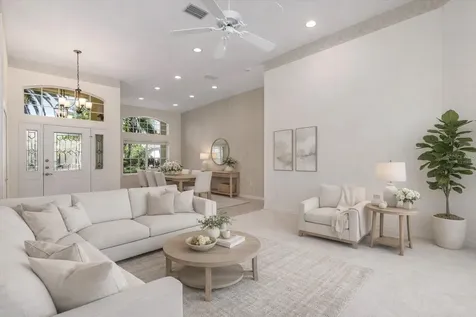 8468 Woodbriar Drive Sarasota FL 34238