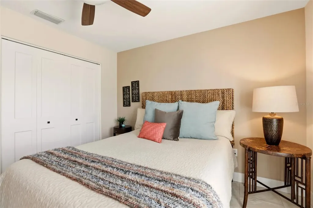 4083 Via Mirada Sarasota FL 34238
