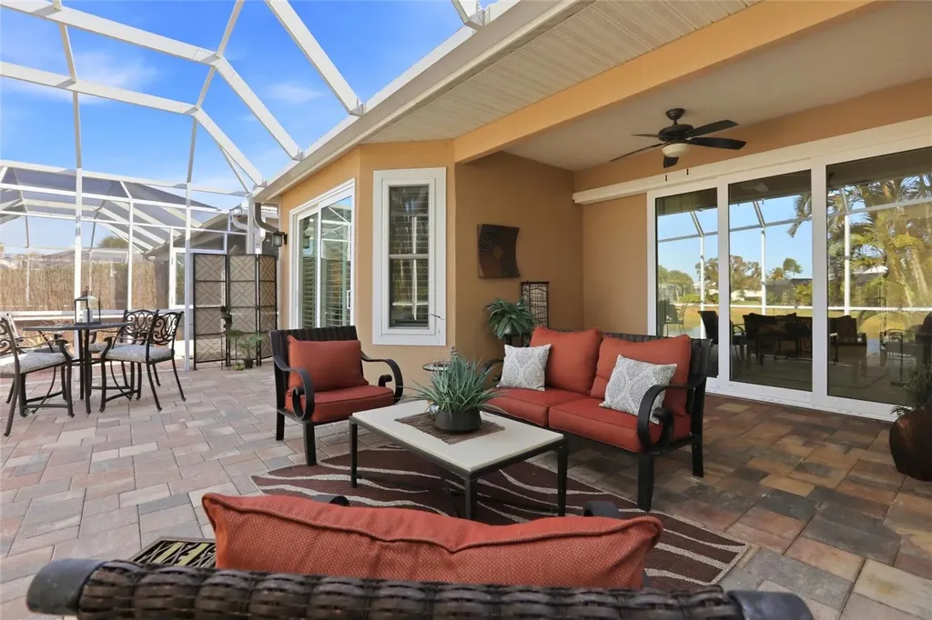 4083 Via Mirada Sarasota FL 34238