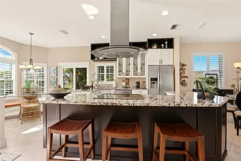 4083 Via Mirada Sarasota FL 34238