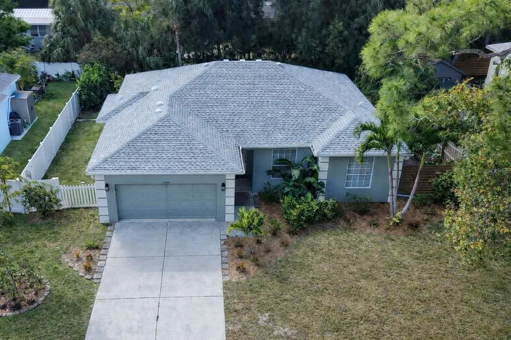 2442 Hively Street Sarasota FL 34231