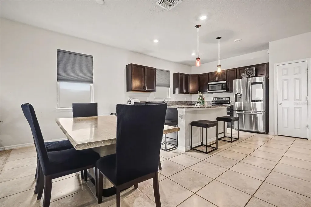 213 Citrus Isle Loop Davenport FL 33837