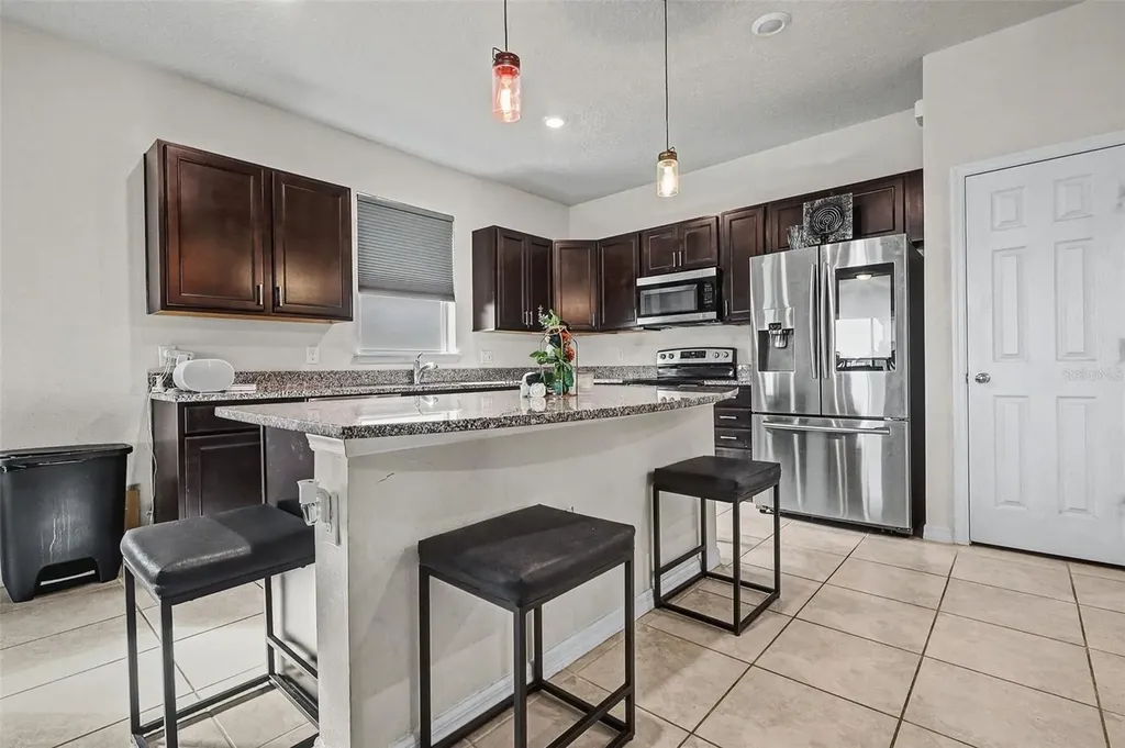213 Citrus Isle Loop Davenport FL 33837