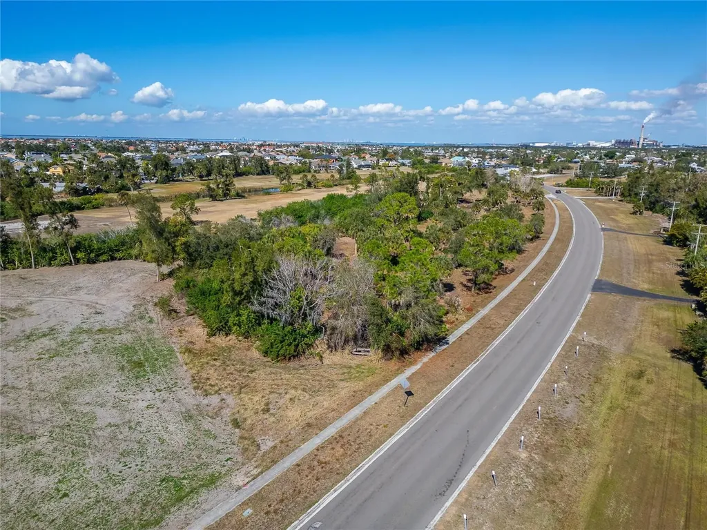 819 Golf And Sea Boulevard Apollo Beach FL 33572