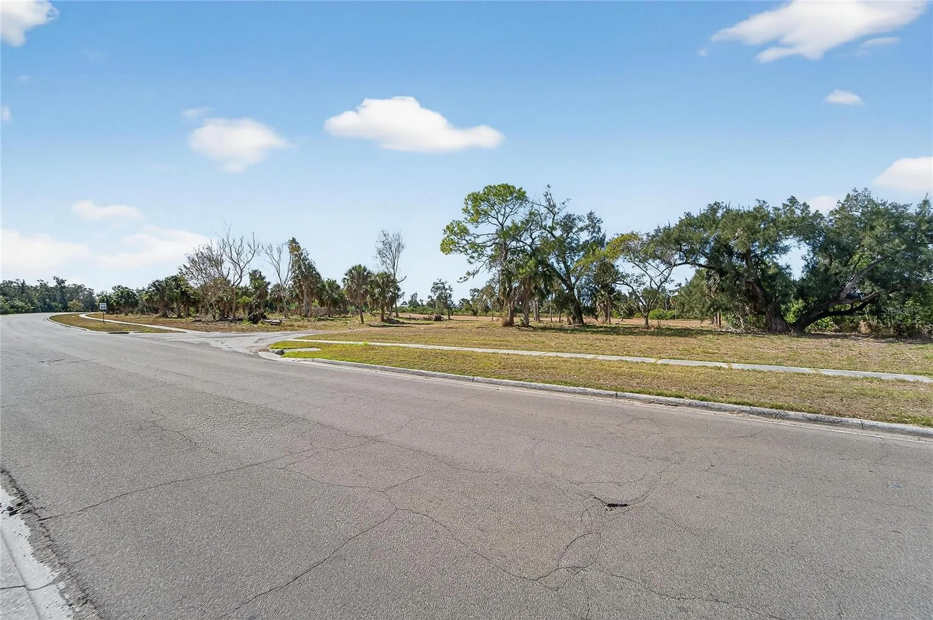 819 Golf And Sea Boulevard Apollo Beach FL 33572