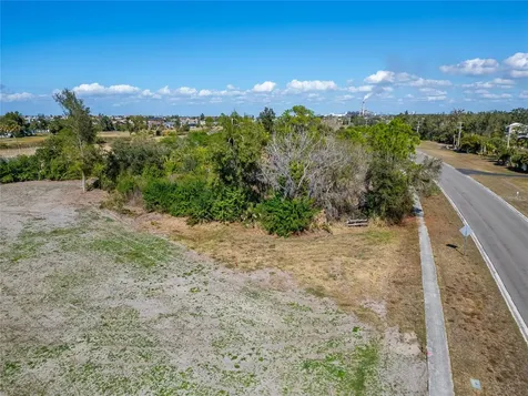 819 Golf And Sea Boulevard Apollo Beach FL 33572