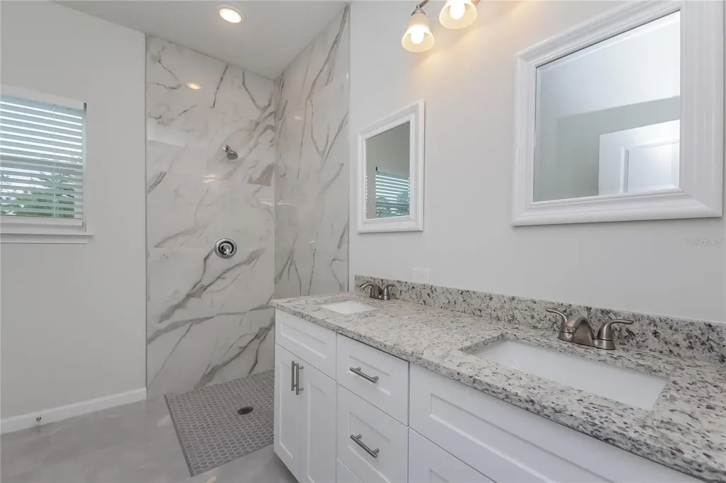 137 Violet Court Kissimmee FL 34759