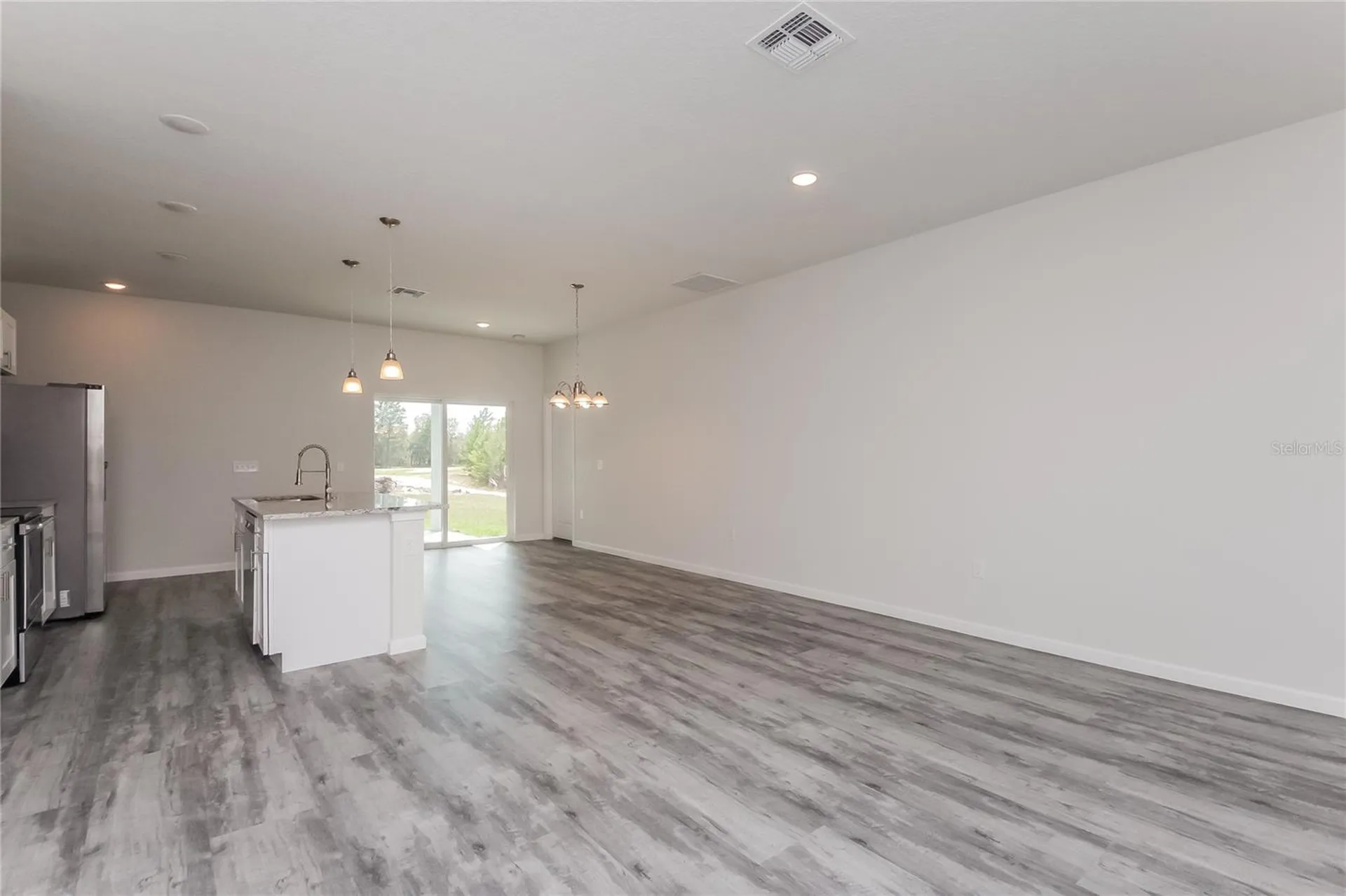137 Violet Court Kissimmee FL 34759