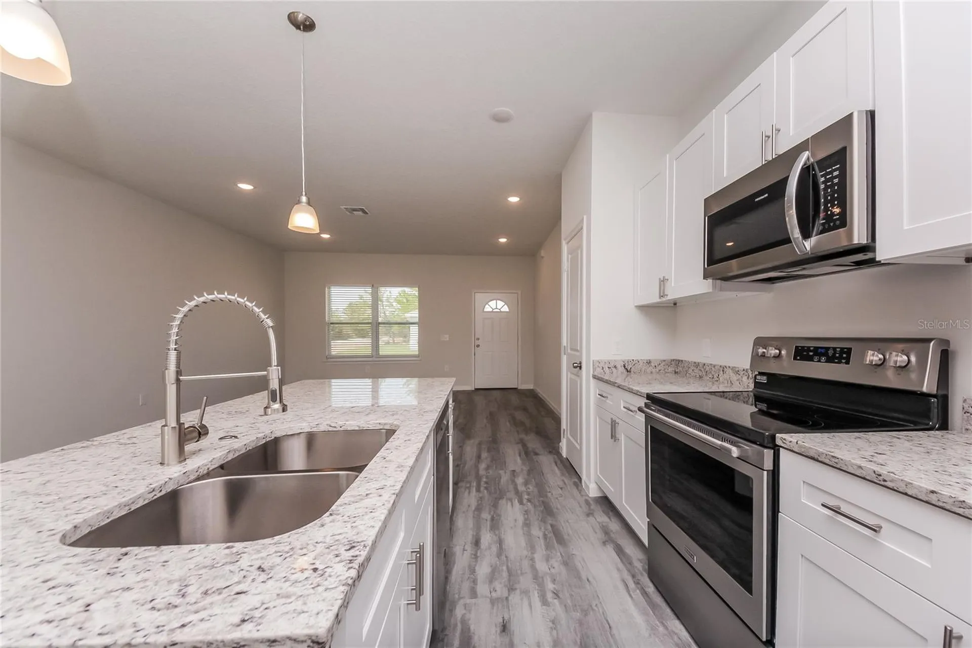 137 Violet Court Kissimmee FL 34759