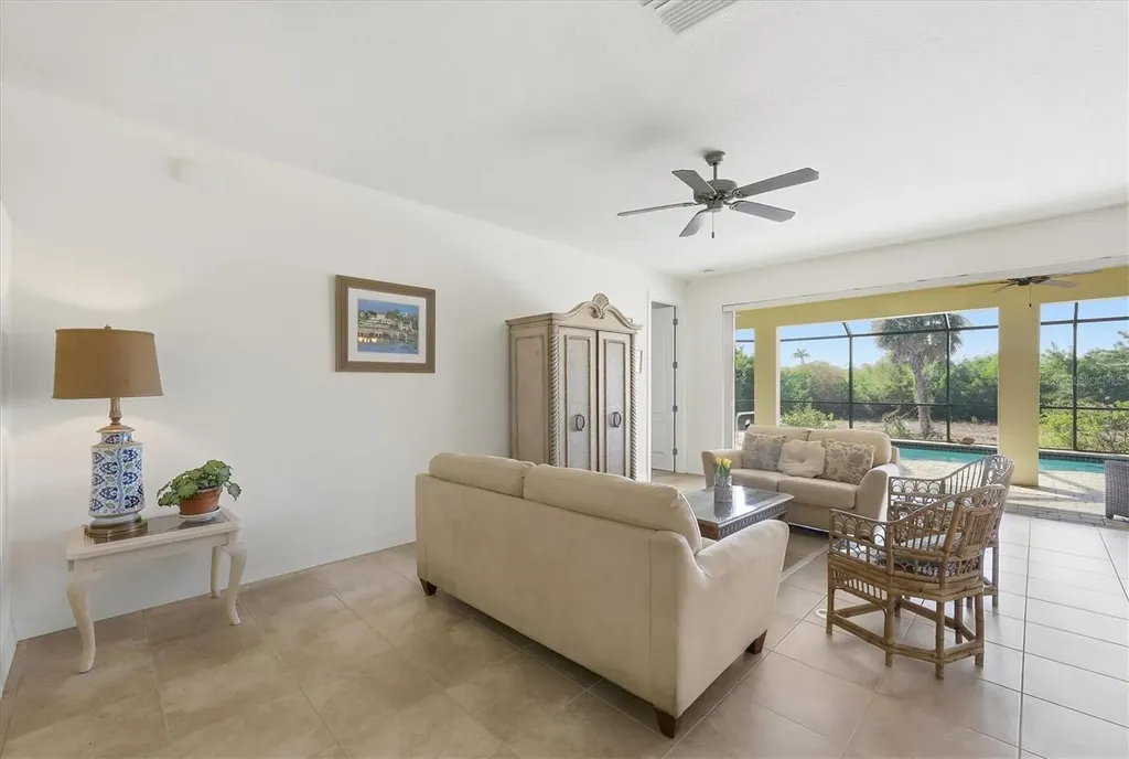 42 Pine Valley Place Rotonda West FL 33947