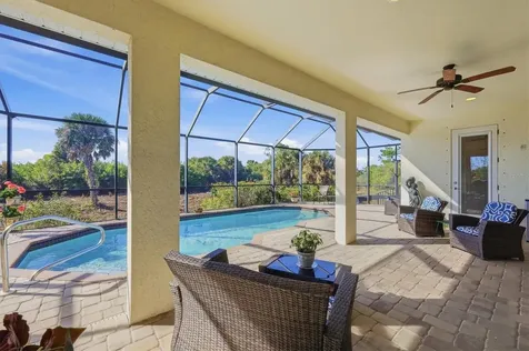 42 Pine Valley Place Rotonda West FL 33947