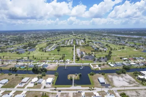42 Pine Valley Place Rotonda West FL 33947