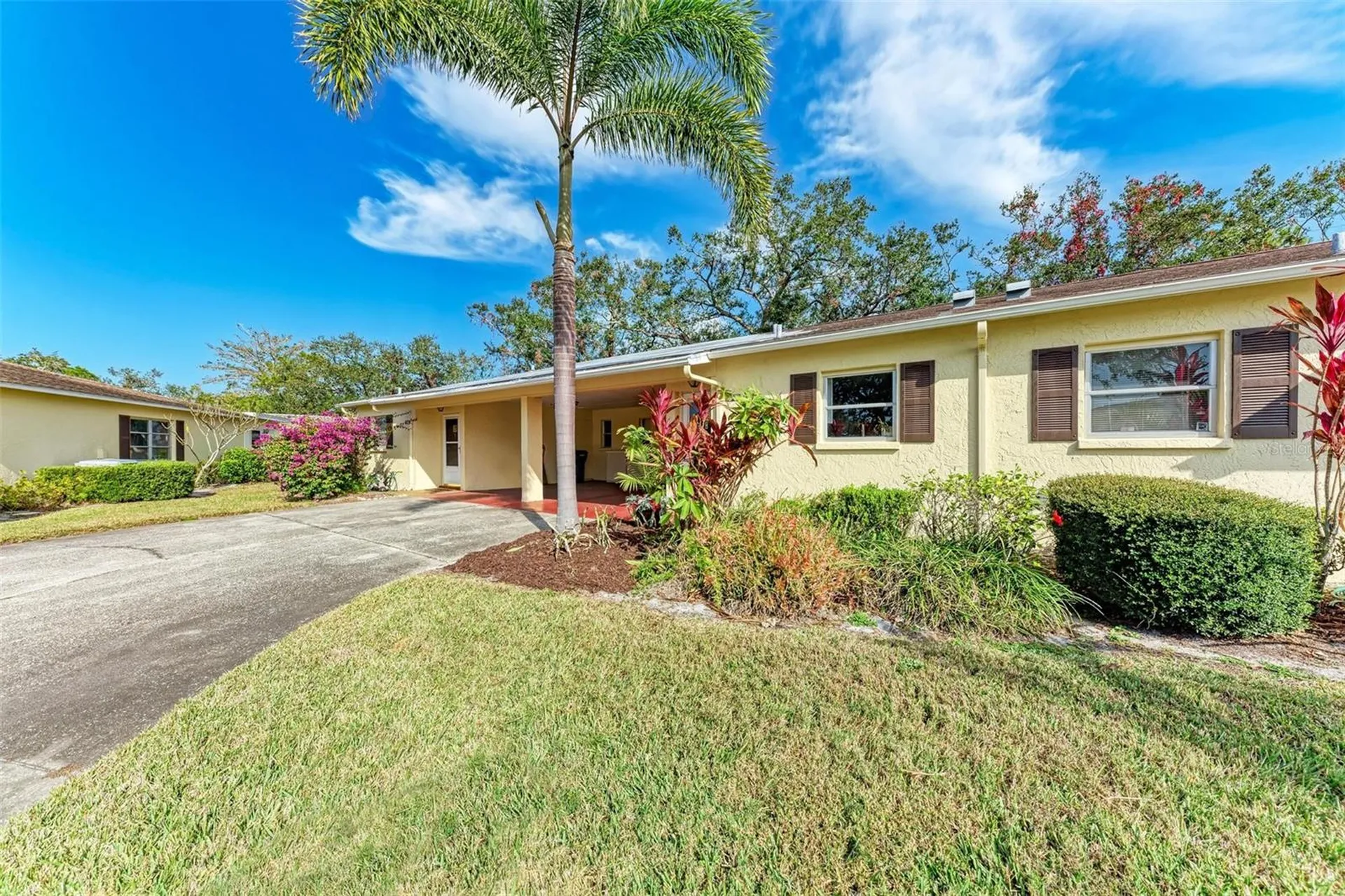 390 301 Boulevard W Bradenton FL 34205