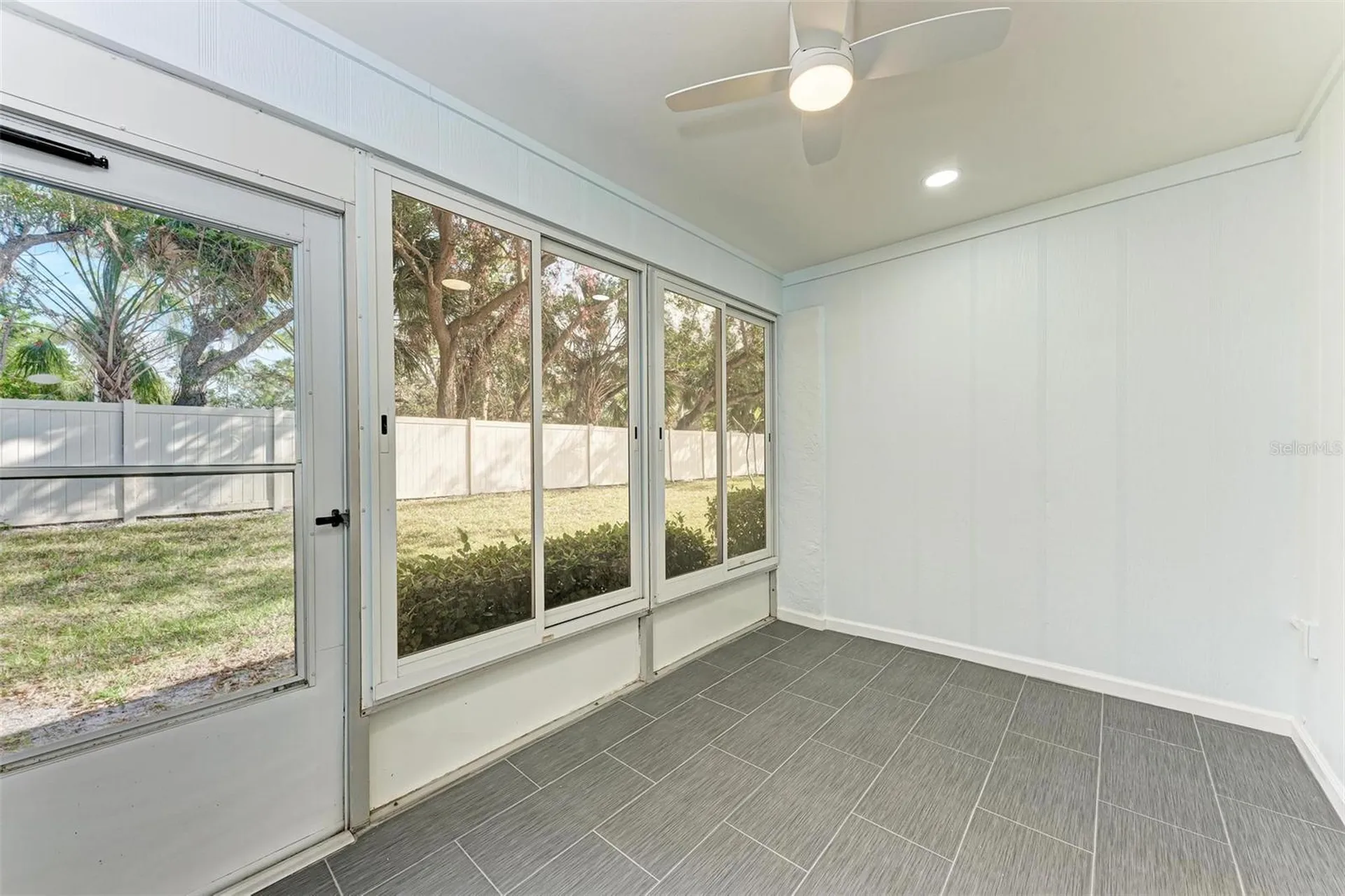 390 301 Boulevard W Bradenton FL 34205