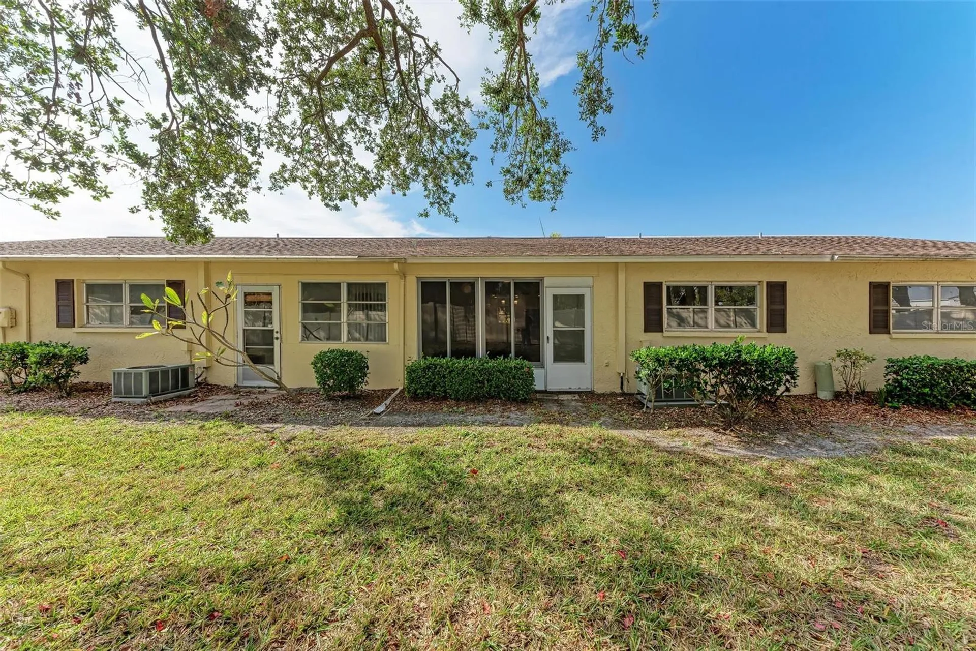 390 301 Boulevard W Bradenton FL 34205