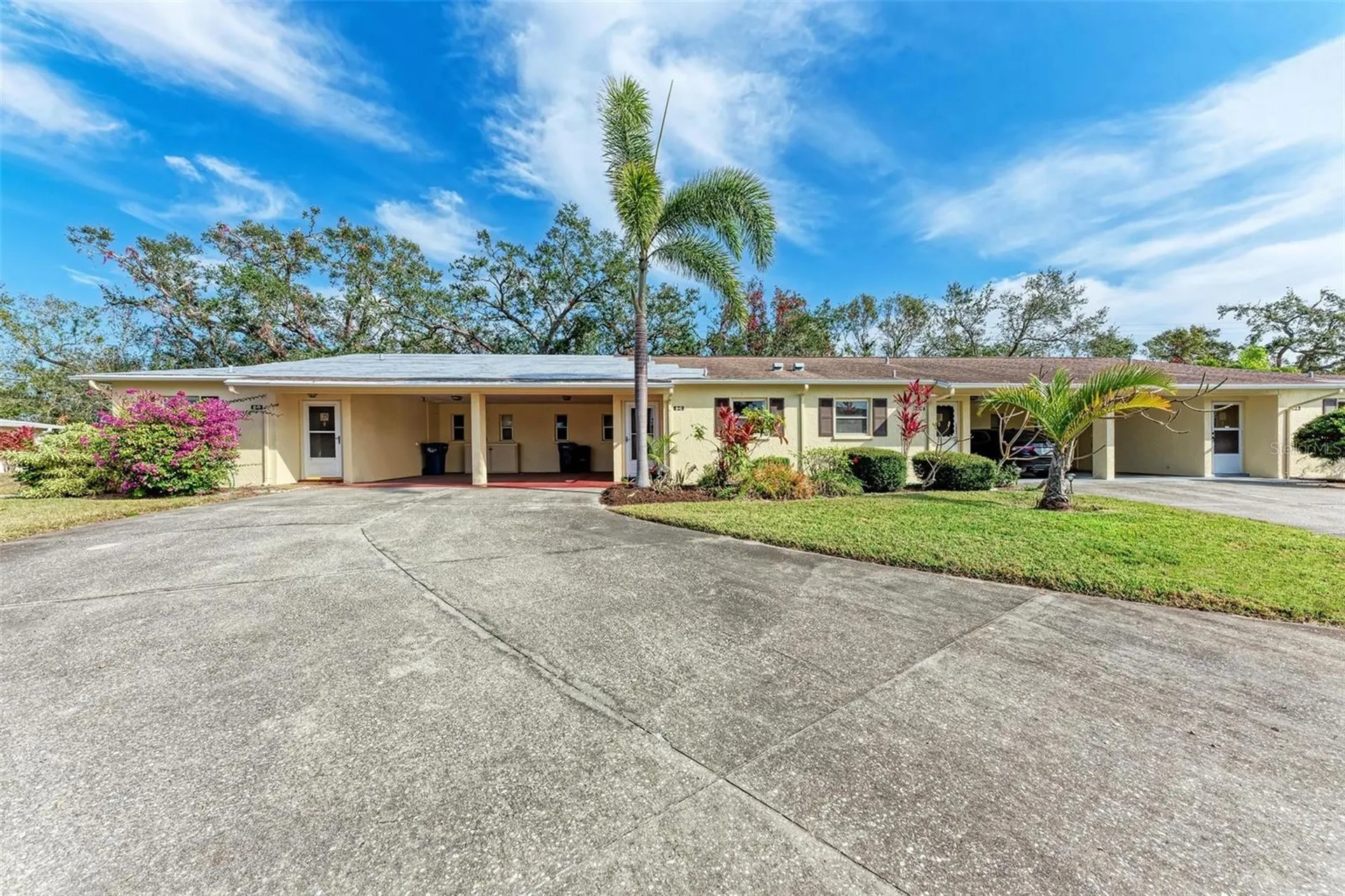 390 301 Boulevard W Bradenton FL 34205