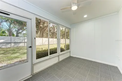 390 301 Boulevard W Bradenton FL 34205