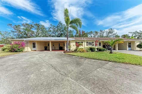 390 301 Boulevard W Bradenton FL 34205