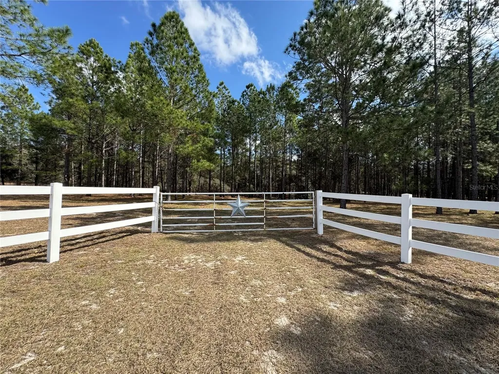 SW 70th Terrace Bushnell FL 33513