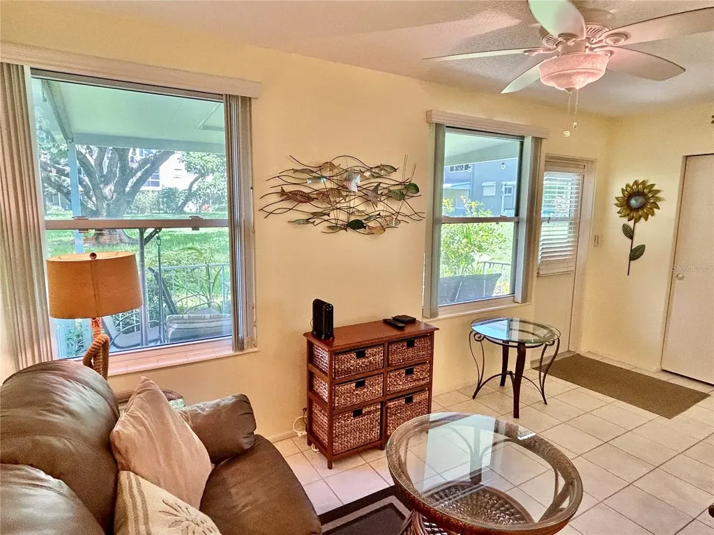 2042 Australia Way Clearwater FL 33763