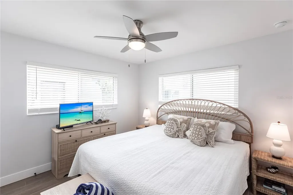 6020 Midnight Pass Road Sarasota FL 34242