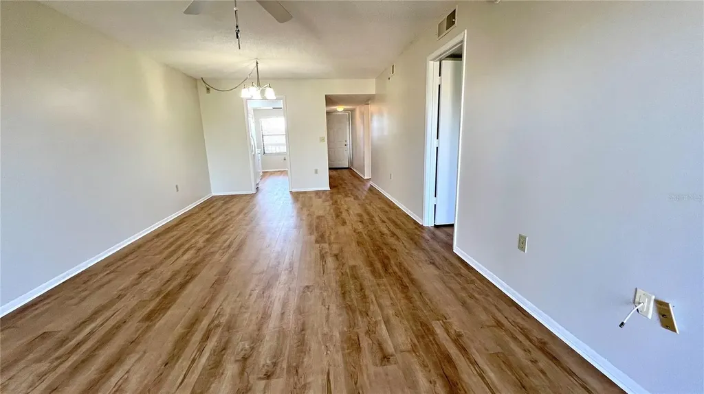 505 30th Avenue W Bradenton FL 34205