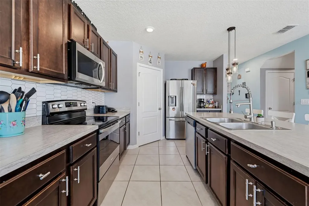 1526 White Hawk Way Groveland FL 34736
