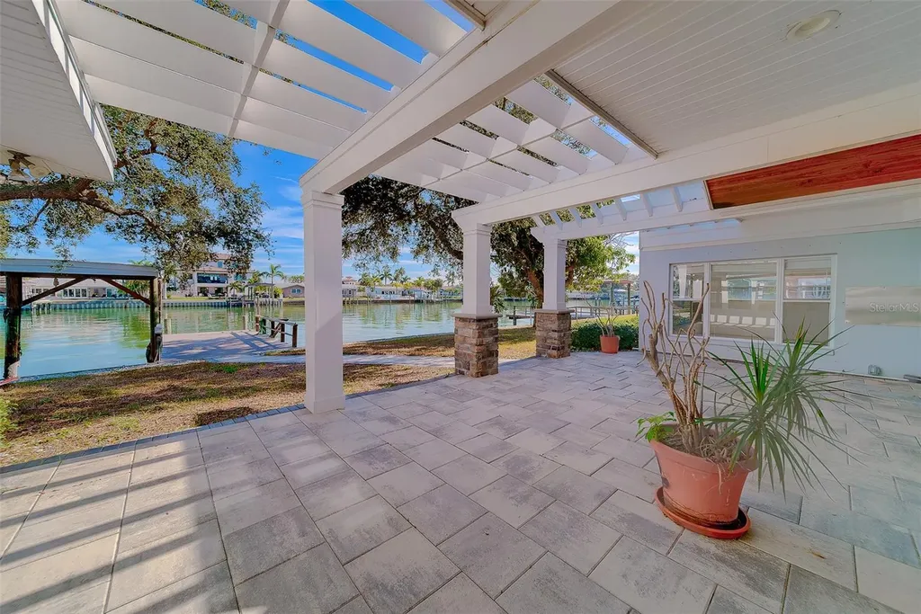 207 Midway Island Clearwater Beach FL 33767