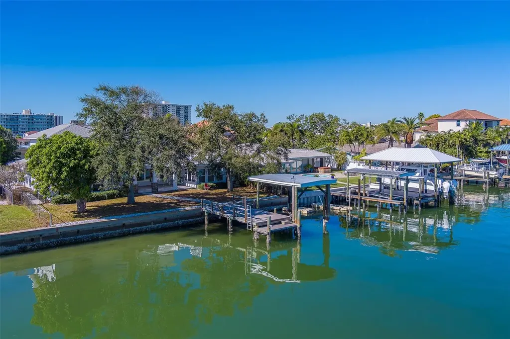 207 Midway Island Clearwater Beach FL 33767