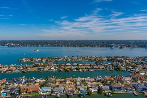 207 Midway Island Clearwater Beach FL 33767