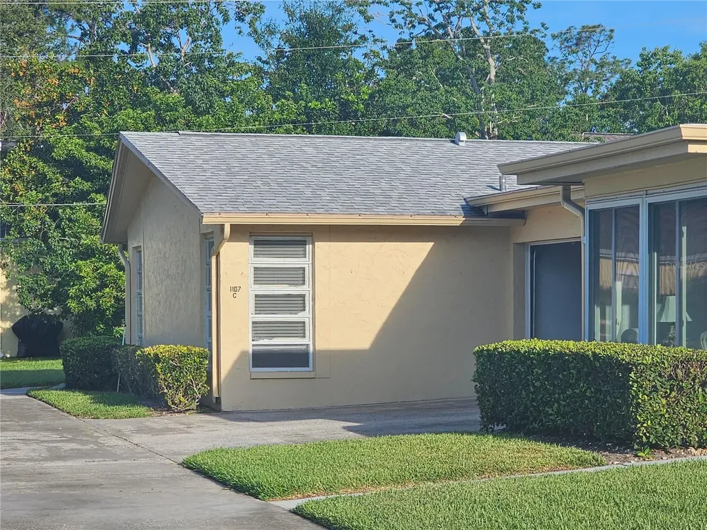 1107 Queen Anne Drive Palm Harbor FL 34684