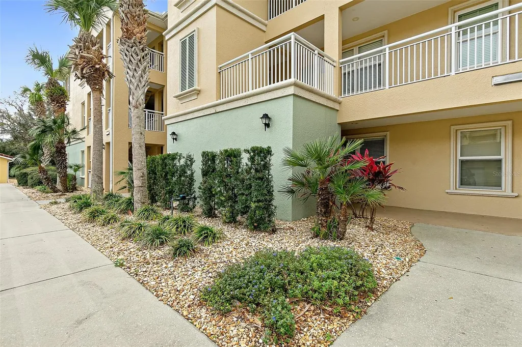 1000 Canopy Walk Lane Palm Coast FL 32137