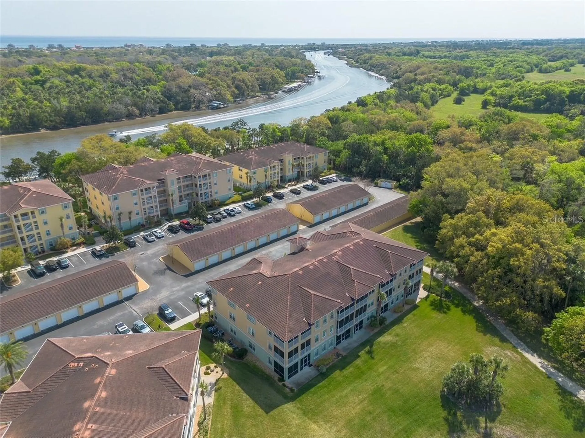 1000 Canopy Walk Lane Palm Coast FL 32137