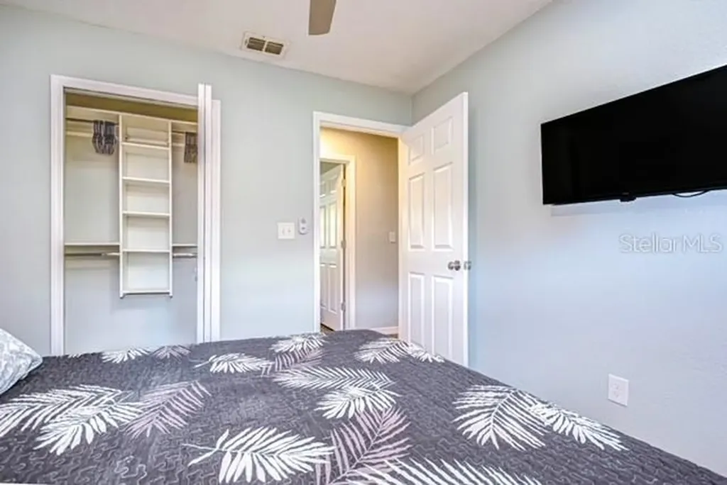 7425 Seagull Way Tampa FL 33635