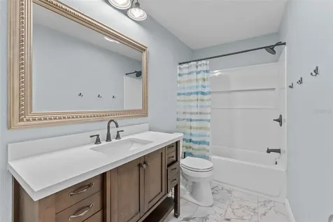 7425 Seagull Way Tampa FL 33635