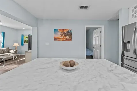 7425 Seagull Way Tampa FL 33635
