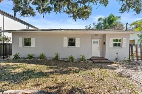 7425 Seagull Way Tampa FL 33635